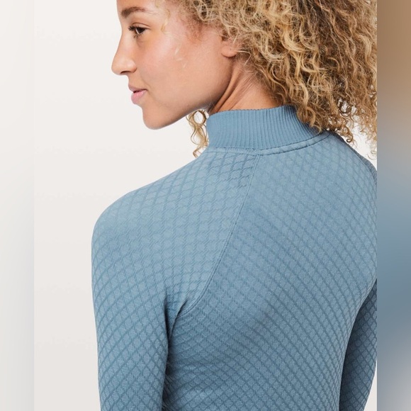 Lululemon Rest Less 1/2 Zip Slate Blue / White Sweater (Size 2) - Picture 3 of 12